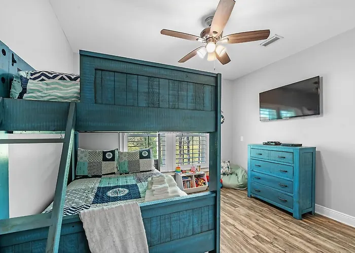 4 Bedroom Pet Friendly House In Morgan - Free Daily Activities! Holiday home Gulf Shores